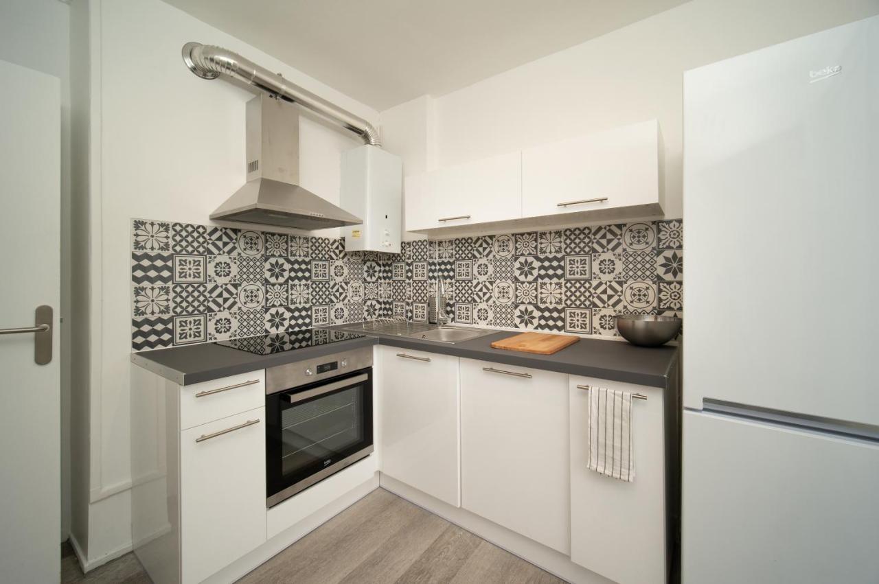 Appartement tout équipé parking balcon 2 chambres Marsiglia Esterno foto